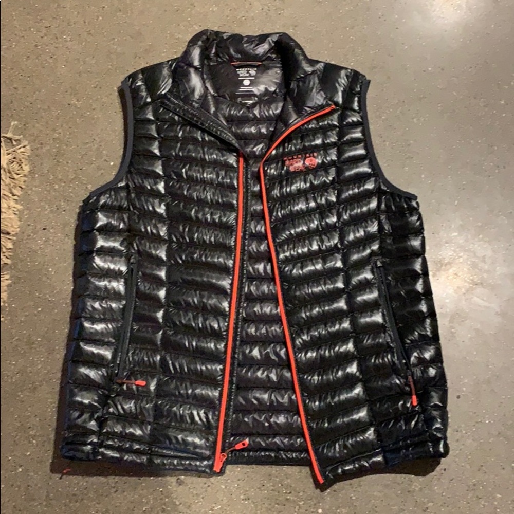 Men’s Mountain Hardware Vest